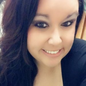 Meet your Posher, Misti